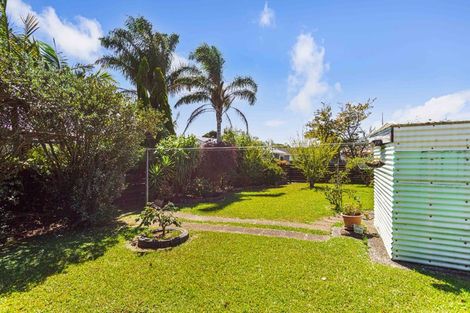 Photo of property in 11 Newland Grove, Henderson, Auckland, 0610