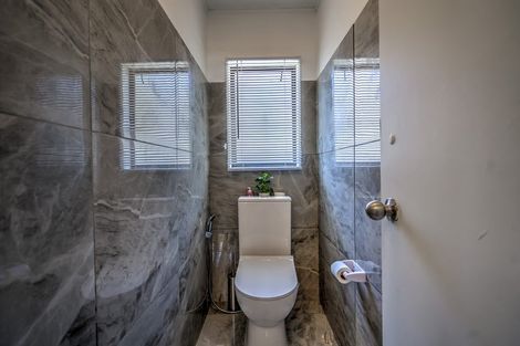 Photo of property in 4 Kenney Crescent, Fairfield, Hamilton, 3214