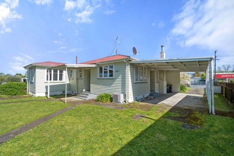 Photo of property in 238 High Street North, Carterton, 5713