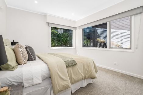 Photo of property in 40 Seaview Road, Paremata, Porirua, 5024