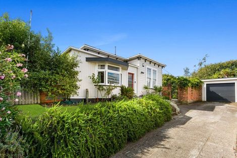 Photo of property in 12 Caius Avenue, Gonville, Whanganui, 4501