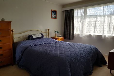 Photo of property in 2 Anderson Street, Stirling, 9231