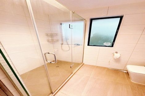 Photo of property in 1/14 Thalia Place, Totara Vale, Auckland, 0629