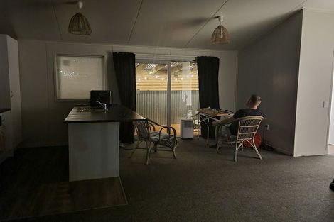 Photo of property in 586a Pioneer Highway, Highbury, Palmerston North, 4412