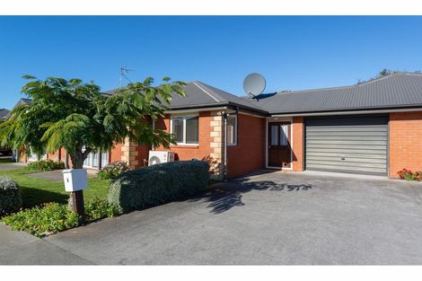 Photo of property in 65c Vagues Road, Northcote, Christchurch, 8052