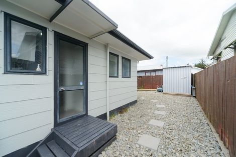 Photo of property in 17 Dahlstrom Grove, Kelvin Grove, Palmerston North, 4414