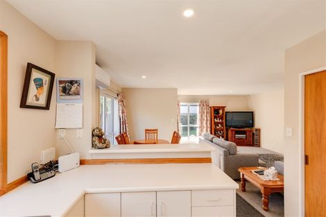 Photo of property in 1/126 Pages Road, Wainoni, Christchurch, 8061