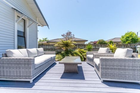 Photo of property in 9 Garrison Street, Carterton, 5713