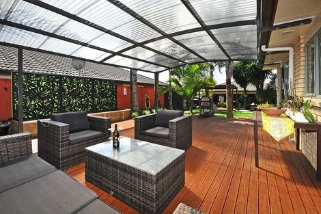 Photo of property in 43 Blackwood Drive, Wattle Downs, Auckland, 2103