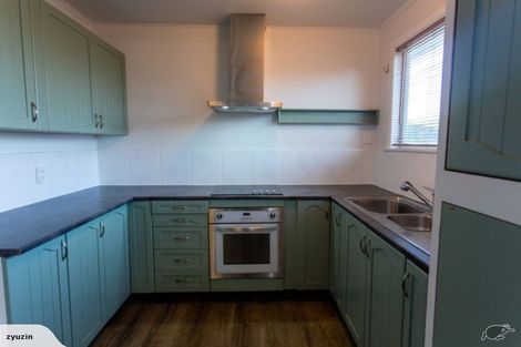 Photo of property in 21 Mcquarrie Avenue, Wattle Downs, Auckland, 2103