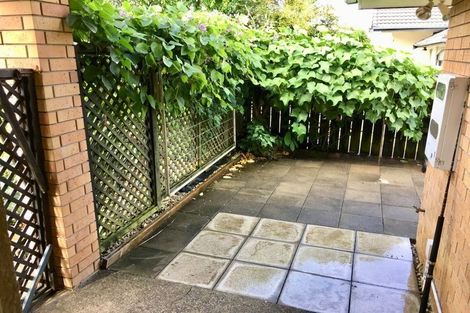 Photo of property in 40 Edendale Road, Somerville, Auckland, 2014