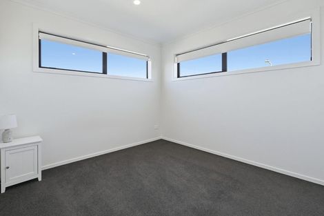 Photo of property in 24 Atutahi Lane, Papamoa, 3118