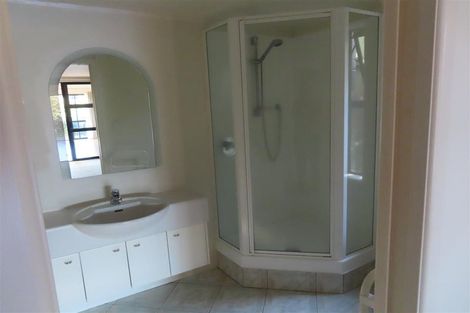 Photo of property in 27a Pah Road, Cockle Bay, Auckland, 2014