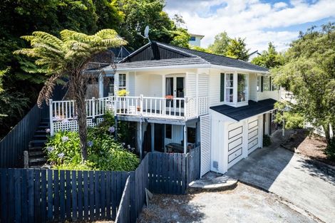 Photo of property in 1a Gloucester Street, Silverstream, Upper Hutt, 5019