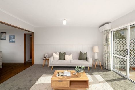 Photo of property in 3 Briarmont Street, Avondale, Christchurch, 8061