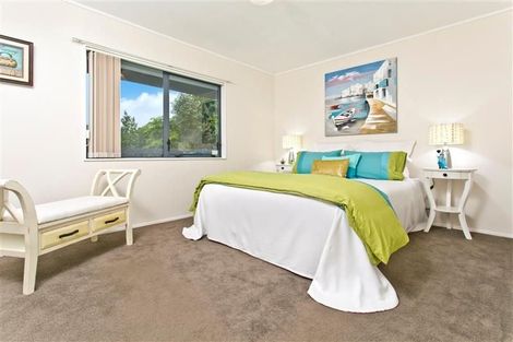 Photo of property in 106 Unsworth Drive, Unsworth Heights, Auckland, 0632