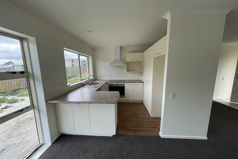 Photo of property in 54 Montilla Place, Manurewa, Auckland, 2102