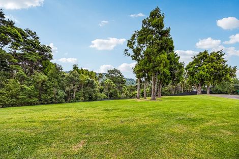 Photo of property in 6 Walker Road, Henderson Valley, Auckland, 0612