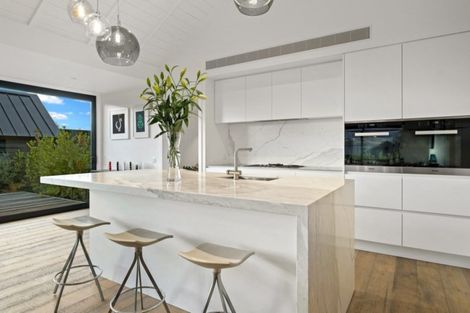 Photo of property in 58 Falconer Rise, Jacks Point, Queenstown, 9371