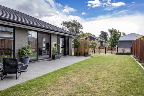 Photo of property in 14 Tara Crescent, Woodend, 7610