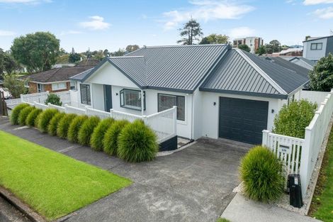 Photo of property in 1/11 Harrington Avenue, Pukekohe, 2120