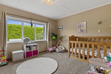 Photo of property in 325 Richmond Road, Lepperton, New Plymouth, 4373