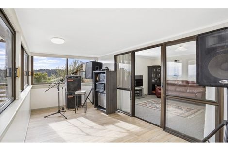 Photo of property in 70 Pemberton Avenue, Bayview, Auckland, 0629