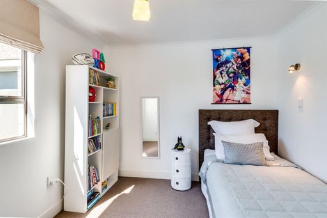 Photo of property in 6 Le Quesne Road, Bay View, Napier, 4104