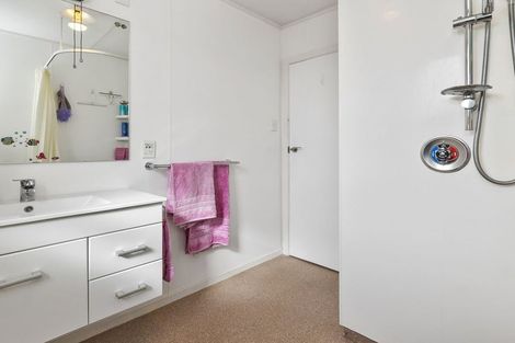 Photo of property in 24 Watson Street, Green Island, Dunedin, 9018