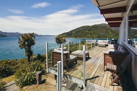 Photo of property in 311 Port Underwood Road, Whatamango Bay, Picton, 7281