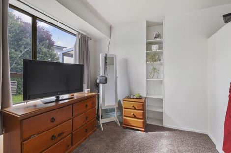 Photo of property in 68 Main North Road, Woodend, 7610