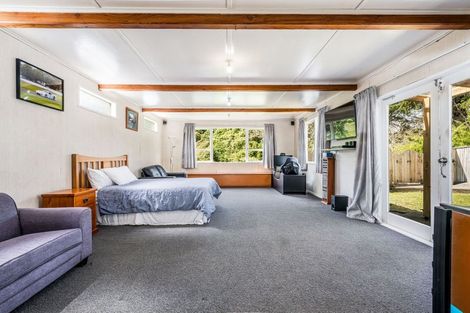 Photo of property in 77 Champion Street, Cannons Creek, Porirua, 5024