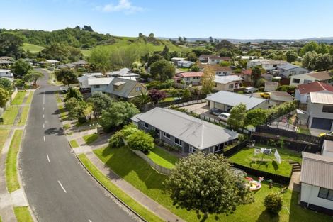 Photo of property in 72a Meander Drive, Welcome Bay, Tauranga, 3112