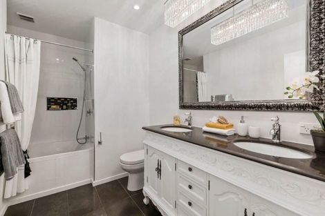 Photo of property in 2/34 Clifton Road, Herne Bay, Auckland, 1011