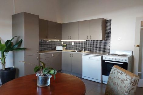 Photo of property in 150 Calliope Road, Stanley Point, Auckland, 0624