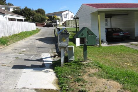 Photo of property in 4 Tuam Grove, Wainuiomata, Lower Hutt, 5014