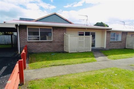 Photo of property in 82 Hine Street, New Plymouth, 4310