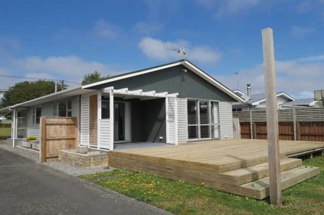Photo of property in 59 Alexander Road, Raumati Beach, Paraparaumu, 5032