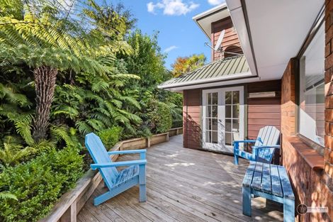 Photo of property in 94 Viewmont Drive, Harbour View, Lower Hutt, 5010