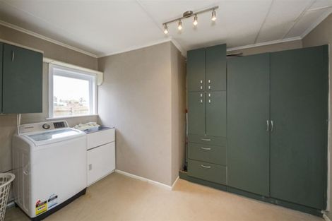 Photo of property in 11 Ngaire Street, Longburn, Palmerston North, 4412