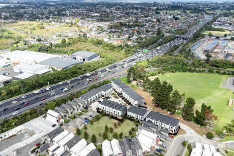 Photo of property in 68 Tukari Lane, Mangere Bridge, Auckland, 2022