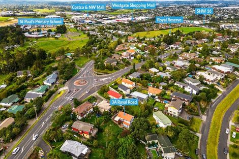 Photo of property in 3a Royal Road, Massey, Auckland, 0614