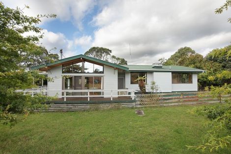 Photo of property in 450 Fitzherbert Road East, Aokautere, Palmerston North, 4471