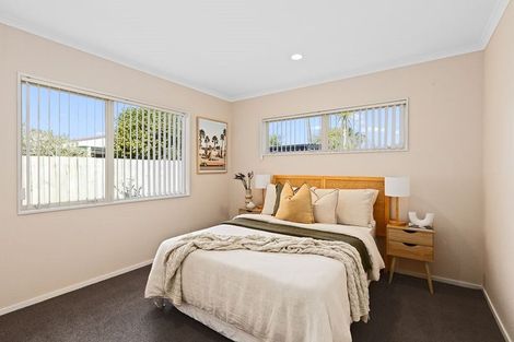 Photo of property in 14a Edward Avenue, Orewa, 0931
