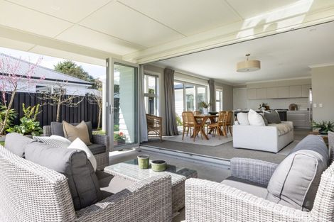 Photo of property in 11 Margaret Avenue, Havelock North, 4130