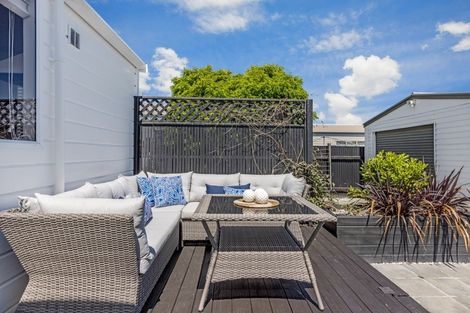 Photo of property in 20 Avenue Road, Greenmeadows, Napier, 4112