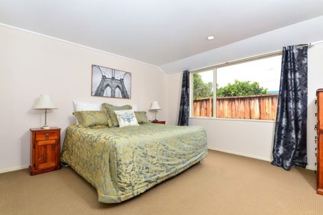 Photo of property in 24 Bouverie Crescent, Flagstaff, Hamilton, 3210