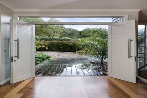 Photo of property in 497 Whitford Road, Whitford, Howick, 2571