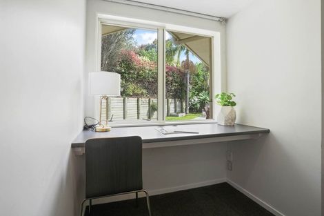 Photo of property in 7 Louvain Place, Greenhithe, Auckland, 0632