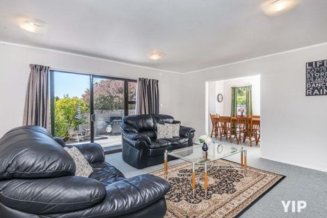 Photo of property in 29 Balliol Drive, Tawa, Wellington, 5028